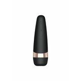 Satisfyer Pro 3+ sugevibrator i matt svart silikon med elegante gulldetaljer og kontrollknapper.