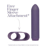 Lilla Je Joue Klassisk Bullet vibrator i silikon med avrundet tupp og kontrollknapper, samt en matchende fingerhylse.