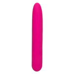 Bliss Vibe vibrator i flytende silikon, lang og slank, i en levende fuchsiafarge.