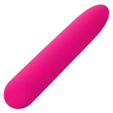 Bliss Vibe vibrator fra Calexotics i knallrosa flytende silikon med avrundet tupp og kontrollknapper.