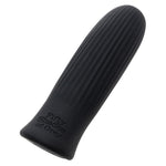 Svart, ribbet silikon bullet vibrator fra Fifty Shades of Grey med avrundet spiss.