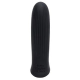 Svart, ribbet silikon bullet vibrator fra Fifty Shades of Grey med avrundet spiss.