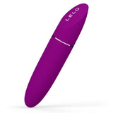 LELO Mia 3 klitorisvibrator i elegant purpur silikon, med diskret leppestiftdesign.
