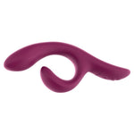 We-Vibe Nova 2 rabbitvibrator i mørk lilla silikon med fleksibel, ergonomisk design og kaninører.