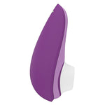 Womanizer Liberty 2 i lilla med magnetdeksel, kompakt og elegant design.