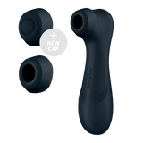 Svart Satisfyer Pro 2 Gen 3 luftpulsvibrator med ergonomisk design og to utskiftbare silikonhetter.