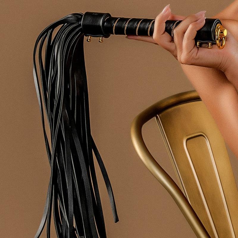 Taboom Vogue Studded Whip