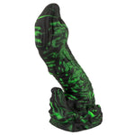 Lizard Peak fantasidildo i svart og grønn marmorert silikon med reptilinspirert design og sugekopp.