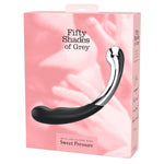 Fifty Shades of Grey Sweet Pressure dobbeltdildo i svart silikon og skinnende metall, vist i rosa eske.
