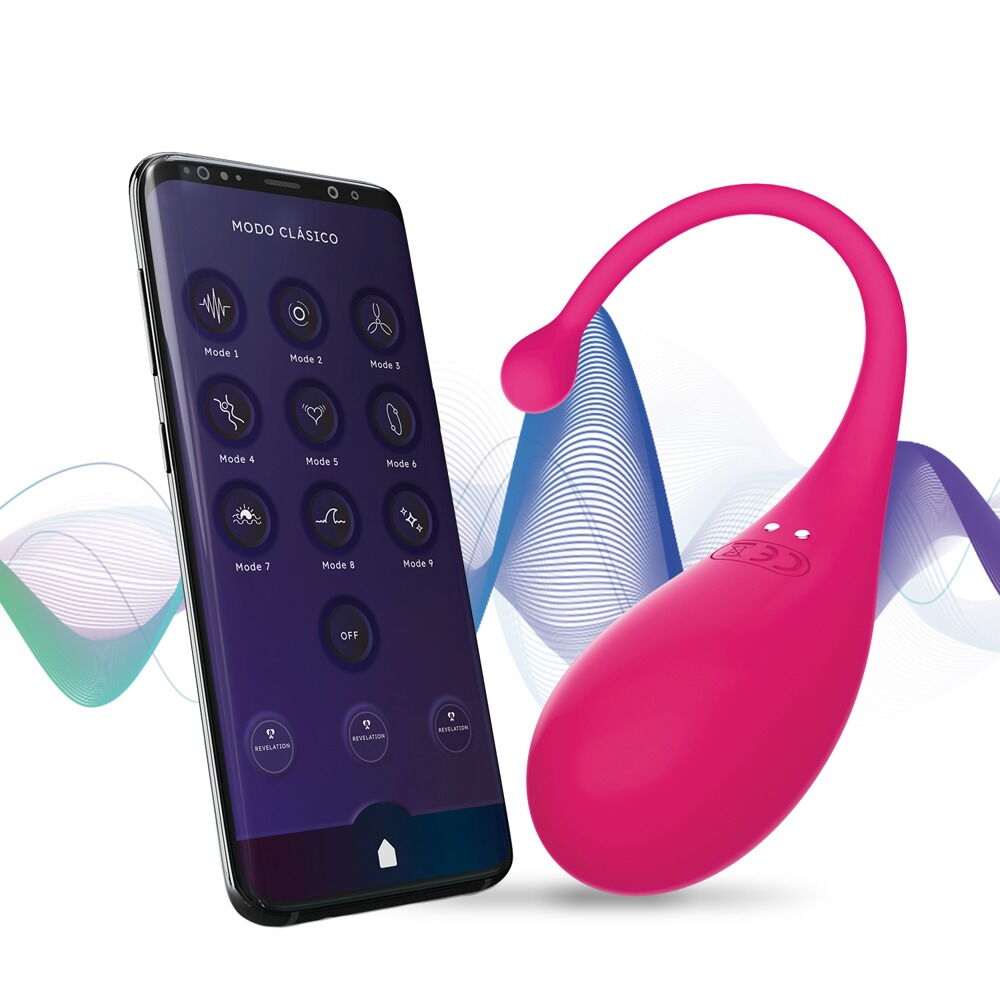 Rosa silikon vibrerende egg med app-styring, vist ved siden av en smarttelefon med moduskontroller.