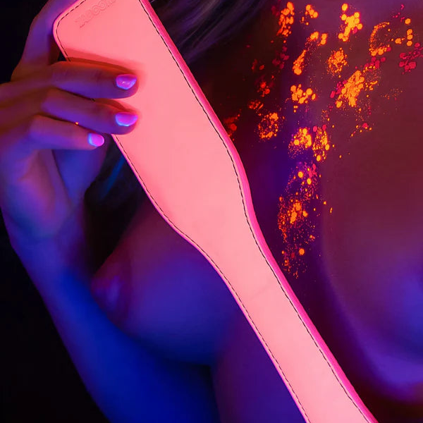 TABOOM Glow in The Dark Paddle
