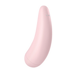 Rosa Satisfyer Curvy 2+ lufttrykksvibrator med C-formet design i myk silikon.