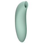 We-Vibe Melt 2 lufttrykksvibrator i dus grønn silikon med ergonomisk, buet design og åpen tupp.